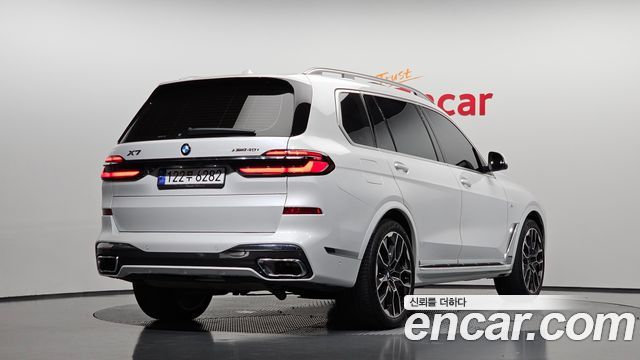 BMW X7 (G07) xDrive 40i M Sport 6STR 2024 — фото 2