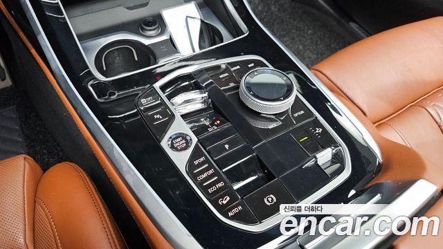 BMW X7 (G07) xDrive 40i M Sport 6STR 2024 — фото 9
