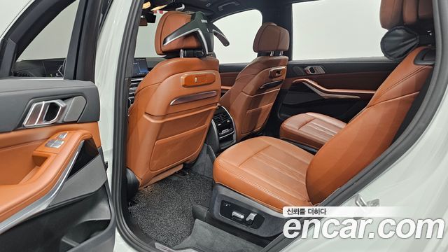 BMW X7 (G07) xDrive 40i M Sport 6STR 2024 — фото 12