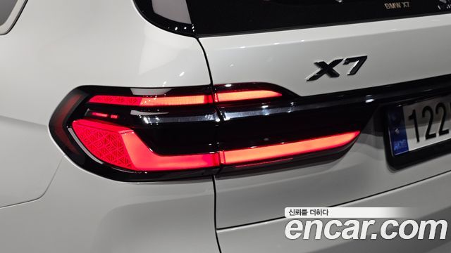 BMW X7 (G07) xDrive 40i M Sport 6STR 2024 — фото 23