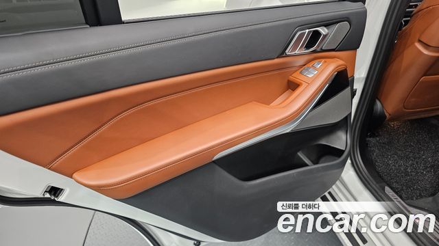 BMW X7 (G07) xDrive 40i M Sport 6STR 2024 — фото 25