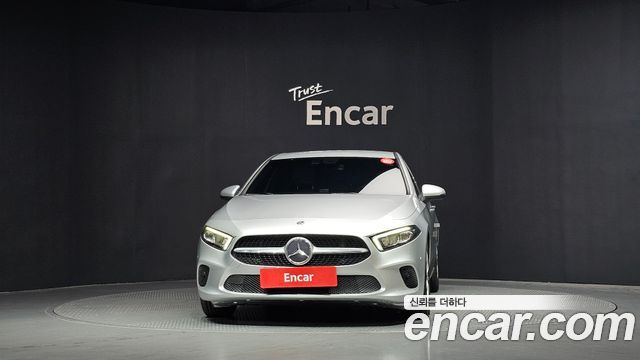 Mercedes-Benz A-Class (W177) A220 Hatchback 2019 — фото 3