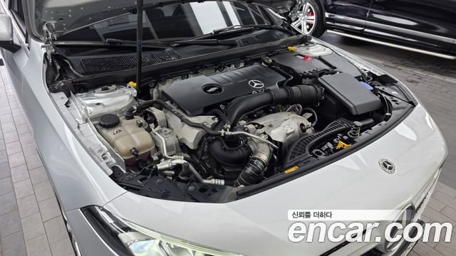 Mercedes-Benz A-Class (W177) A220 Hatchback 2019 — фото 6