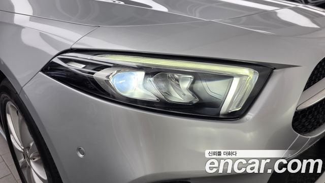 Mercedes-Benz A-Class (W177) A220 Hatchback 2019 — фото 22
