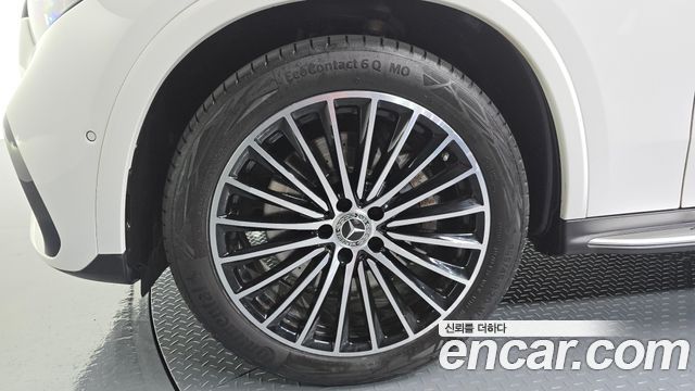 Mercedes-Benz GLC-Class (X254) GLC300 4MATIC Coupe 2025 — фото 5