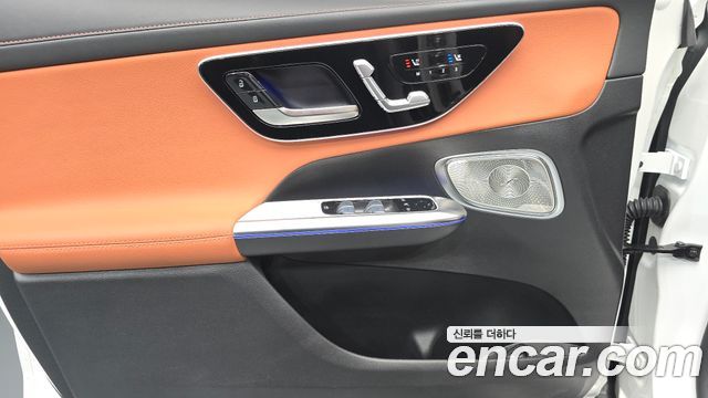 Mercedes-Benz GLC-Class (X254) GLC300 4MATIC Coupe 2025 — фото 30