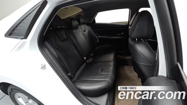 Hyundai Avante (CN7) 1.6 LPi (Rental Car) Smart 2023 — фото 26