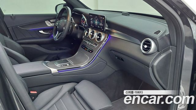 Mercedes-Benz GLC-Class (X253) GCL300 4MATIC Coupe 2023 — фото 9