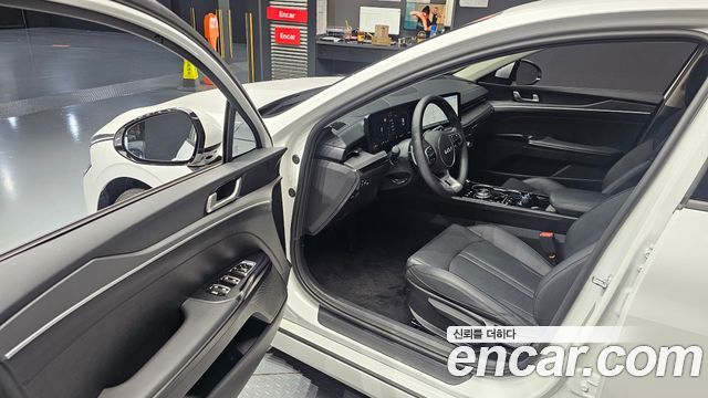 Kia K5 (III) 2.0 Prestige 2024 — фото 10