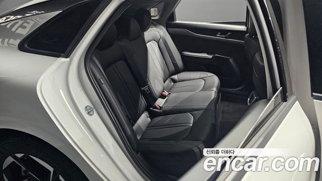 Kia K5 (III) 2.0 Prestige 2024 — фото 11