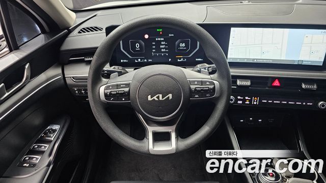 Kia K5 (III) 2.0 Prestige 2024 — фото 13