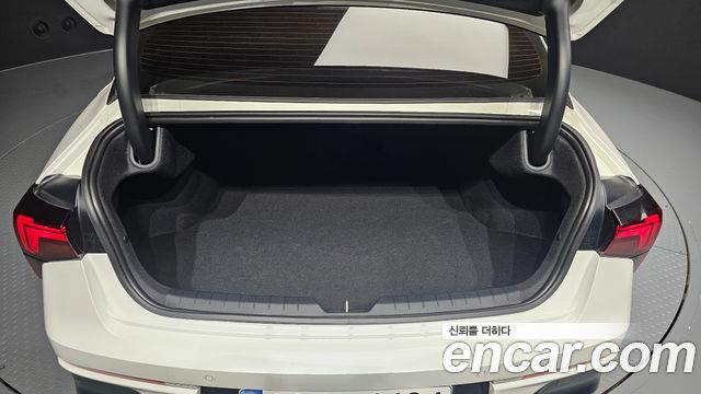 Kia K5 (III) 2.0 Prestige 2024 — фото 20