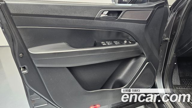 KG Mobility (SsangYong) Rexton Sports Diesel 2.2 4WD Noblesse 2021 — фото 24