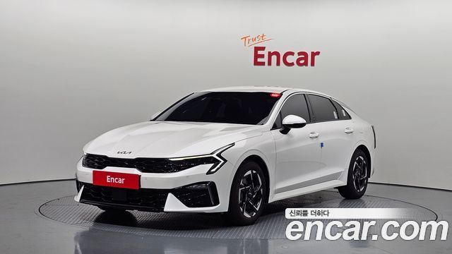 Kia K5 (III) 2.0 Prestige 2024 — фото 1