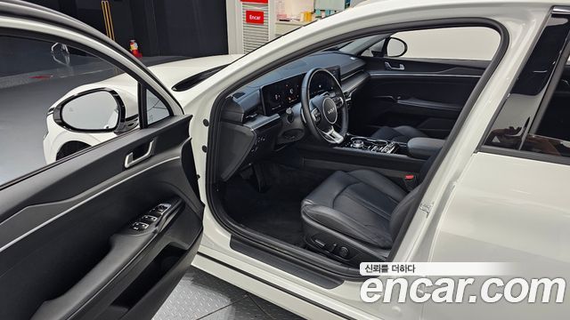 Kia K5 (III) 2.0 Prestige 2024 — фото 10