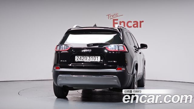 Jeep Cherokee (KL) 2.4 Limited AWD 2021 — фото 4