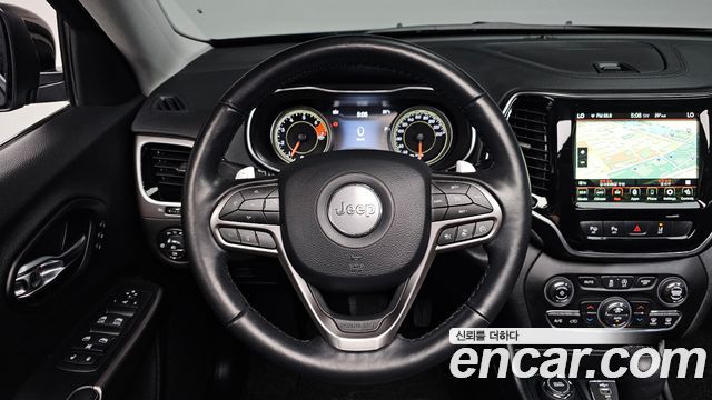 Jeep Cherokee (KL) 2.4 Limited AWD 2021 — фото 13
