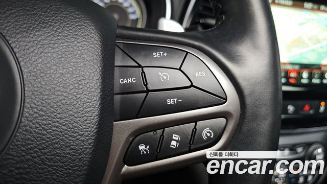 Jeep Cherokee (KL) 2.4 Limited AWD 2021 — фото 35