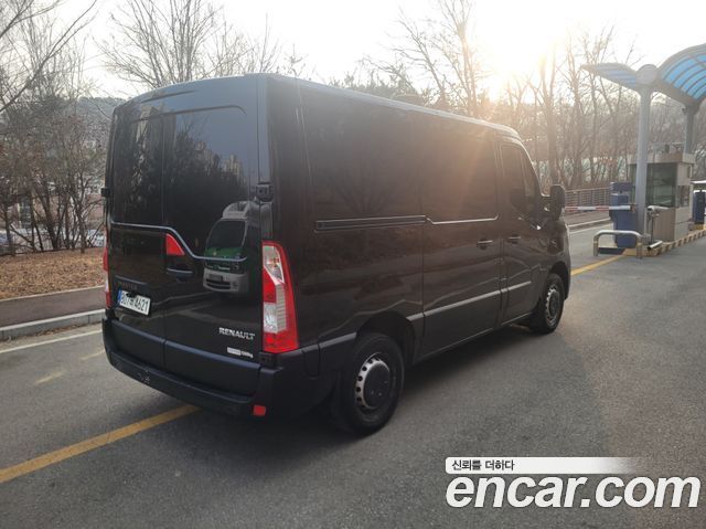 Renault Korea Master 2.3 Van S 2022 — фото 4