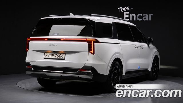 Kia Carnival (IV) Diesel 7-Seater Signature 2025 — фото 2