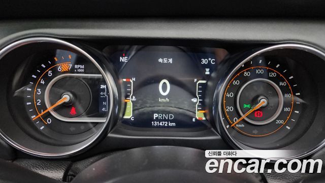Jeep Wrangler (JL) 2.0 Overland Power Top 4Door 2020 — фото 8