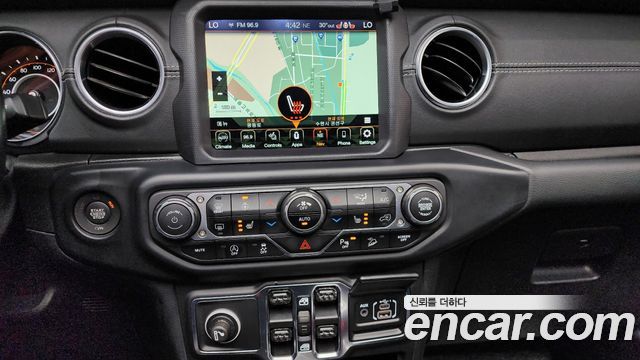 Jeep Wrangler (JL) 2.0 Overland Power Top 4Door 2020 — фото 13