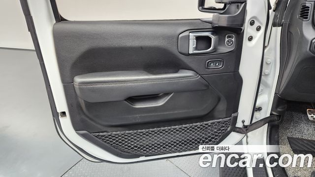 Jeep Wrangler (JL) 2.0 Overland Power Top 4Door 2020 — фото 24