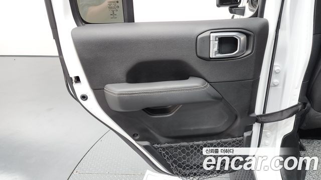 Jeep Wrangler (JL) 2.0 Overland Power Top 4Door 2020 — фото 25