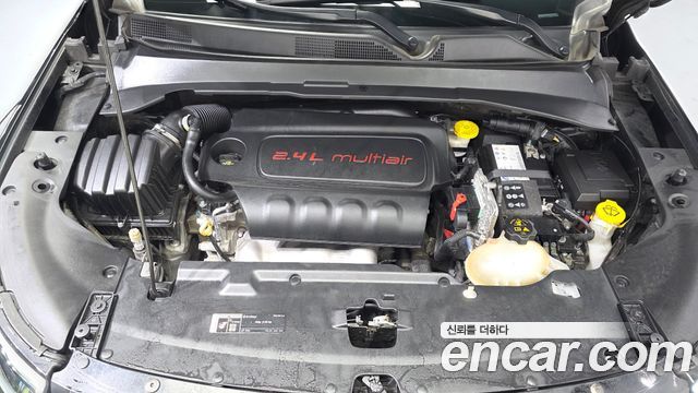 Jeep Compass (II) S 2.4 AWD 2022 — фото 6