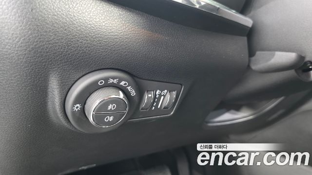 Jeep Compass (II) S 2.4 AWD 2022 — фото 34