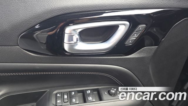 Jeep Compass (II) S 2.4 AWD 2022 — фото 38