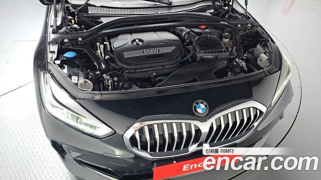 BMW 1 Series (F40) 120i M Sports 2021 — фото 6