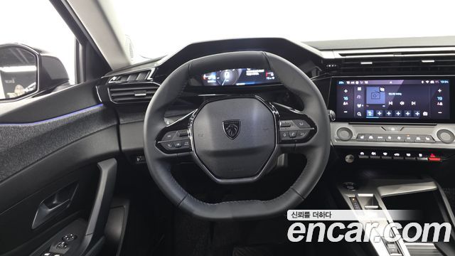 Peugeot 408 1.2 Pure Tech Allure 2023 — фото 12