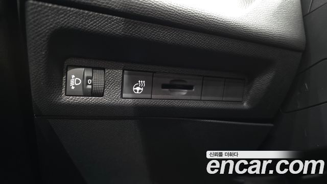 Peugeot 408 1.2 Pure Tech Allure 2023 — фото 27