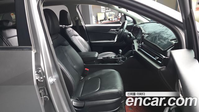 Kia Sportage (V) LPG 2.0 2WD Prestige 2024 — фото 11
