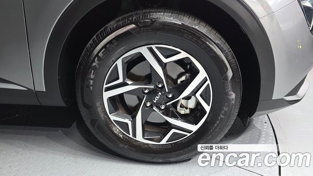 Kia Sportage (V) LPG 2.0 2WD Prestige 2024 — фото 21