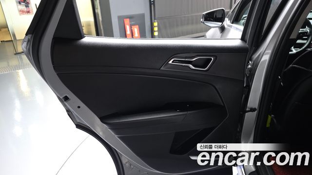 Kia Sportage (V) LPG 2.0 2WD Prestige 2024 — фото 25