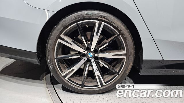BMW 5 Series (G60) 530i xDrive M Sport 2024 — фото 5