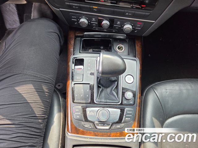Audi A6 45 TDI Quattro Dynamic C7 2015 — фото 9