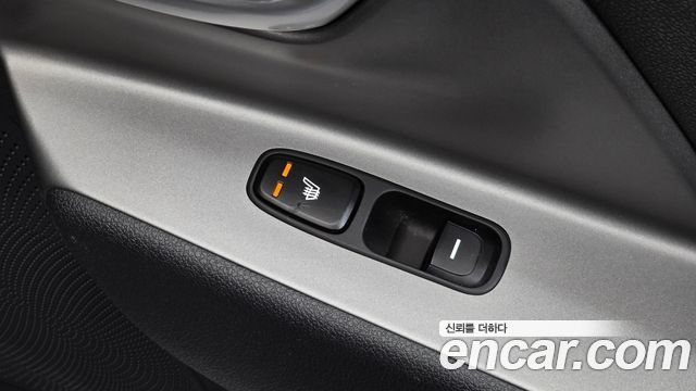Kia Niro Plus Air 2023 — фото 19