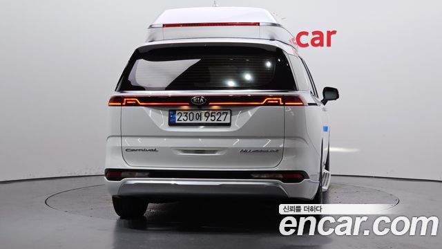 Kia Carnival (IV) Diesel 9-Seater Hi-Limousine Signature 2021 — фото 4