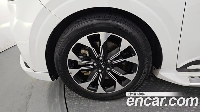 Kia Carnival (IV) Diesel 9-Seater Hi-Limousine Signature 2021 — фото 5