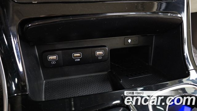 Kia Carnival (IV) Diesel 9-Seater Hi-Limousine Signature 2021 — фото 11