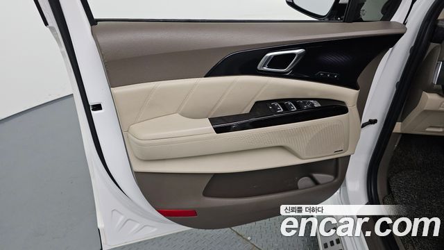 Kia Carnival (IV) Diesel 9-Seater Hi-Limousine Signature 2021 — фото 24