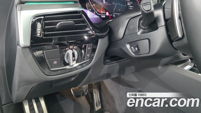 BMW 6 Series GT (G32) 630i xDrive M Sport 2022 — фото 27