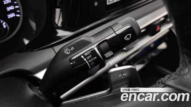 Kia K5 (III) 2.0 Prestige 2023 — фото 20
