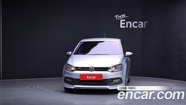 Volkswagen Polo 1.6 TDI R-Line 5th 2013 — фото 3