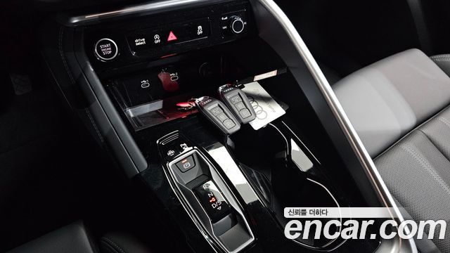 Audi Q5 (80A) 40 TFSI Quattro Sportback S Line 2025 — фото 9