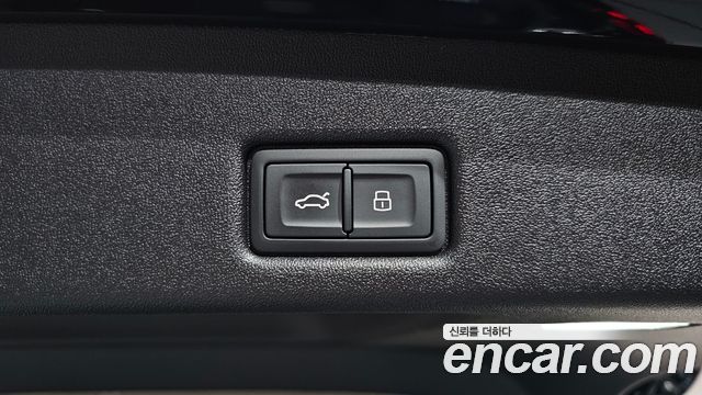 Audi Q5 (80A) 40 TFSI Quattro Sportback S Line 2025 — фото 34