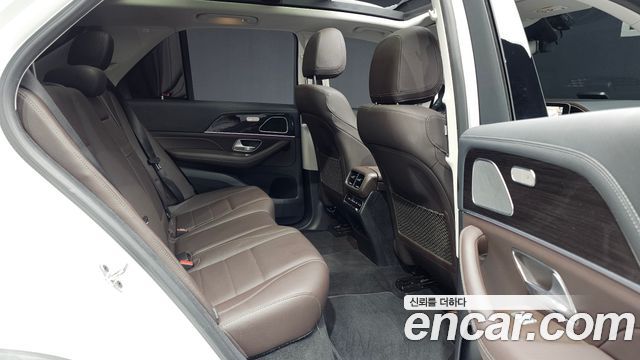 Mercedes-Benz GLE-Class (W167) GLE300d 4MATIC 2022 — фото 12